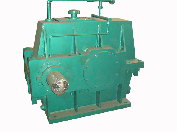 水泥廠磨機(jī)減速機(jī)